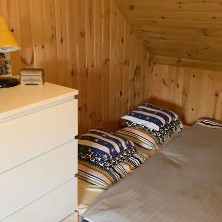 Dom Pod Sosnami Nyaraló *